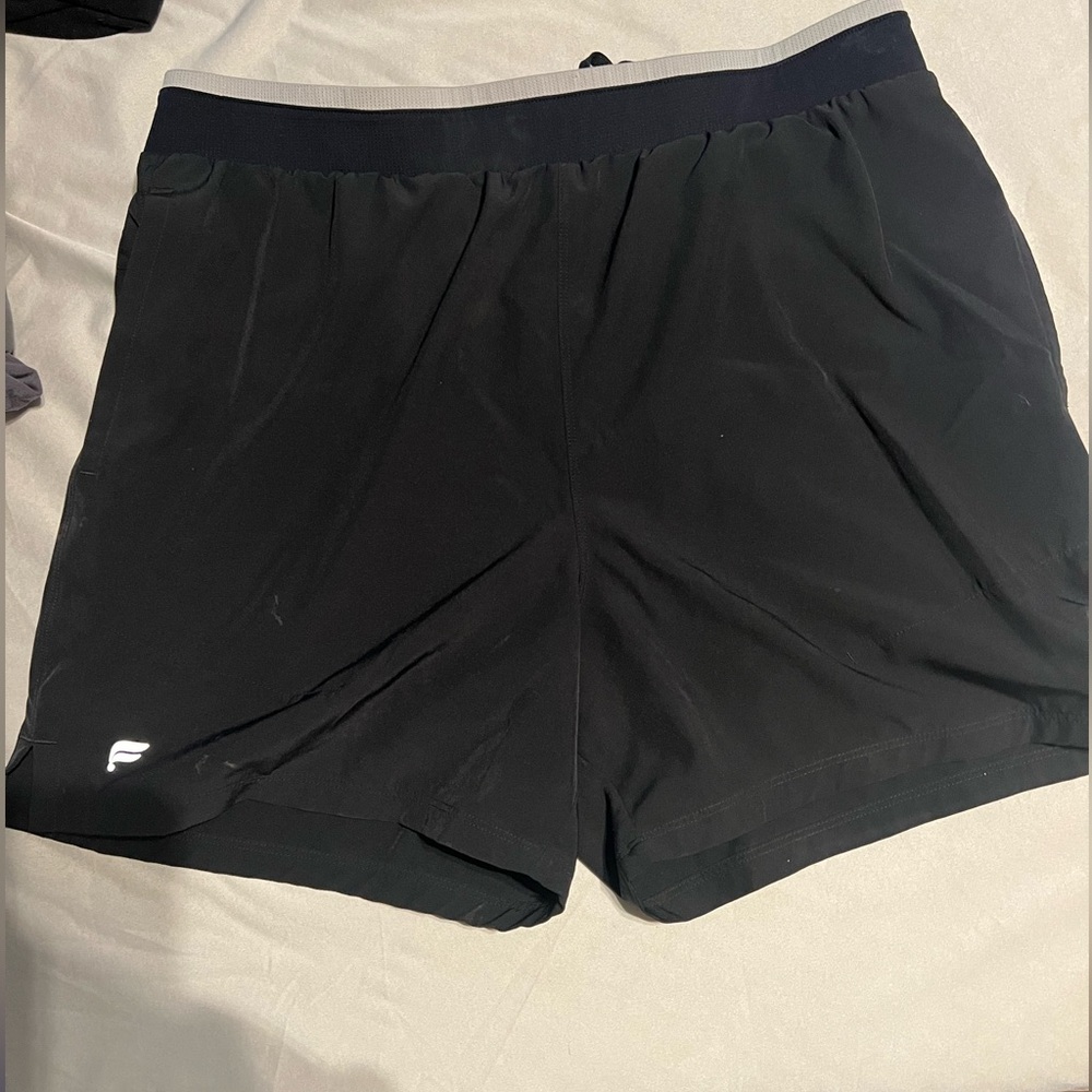 Fabletics men’s shorts lined -Medium